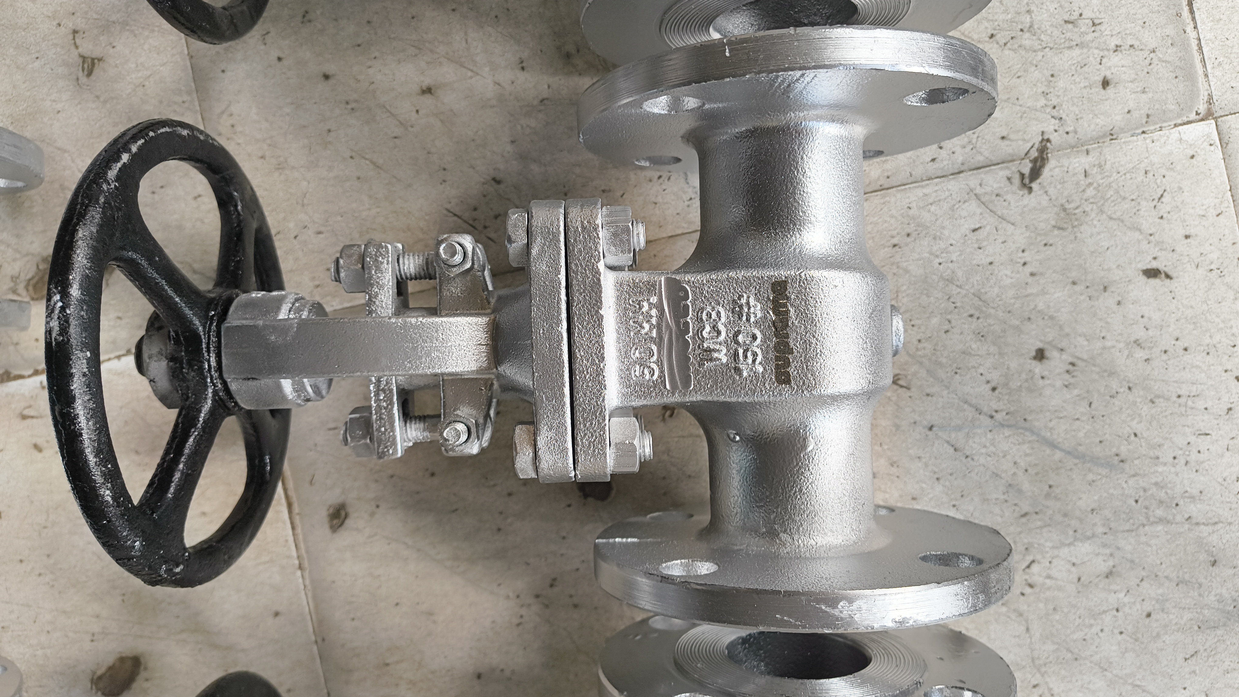 Bronze Angle Valve photo 4