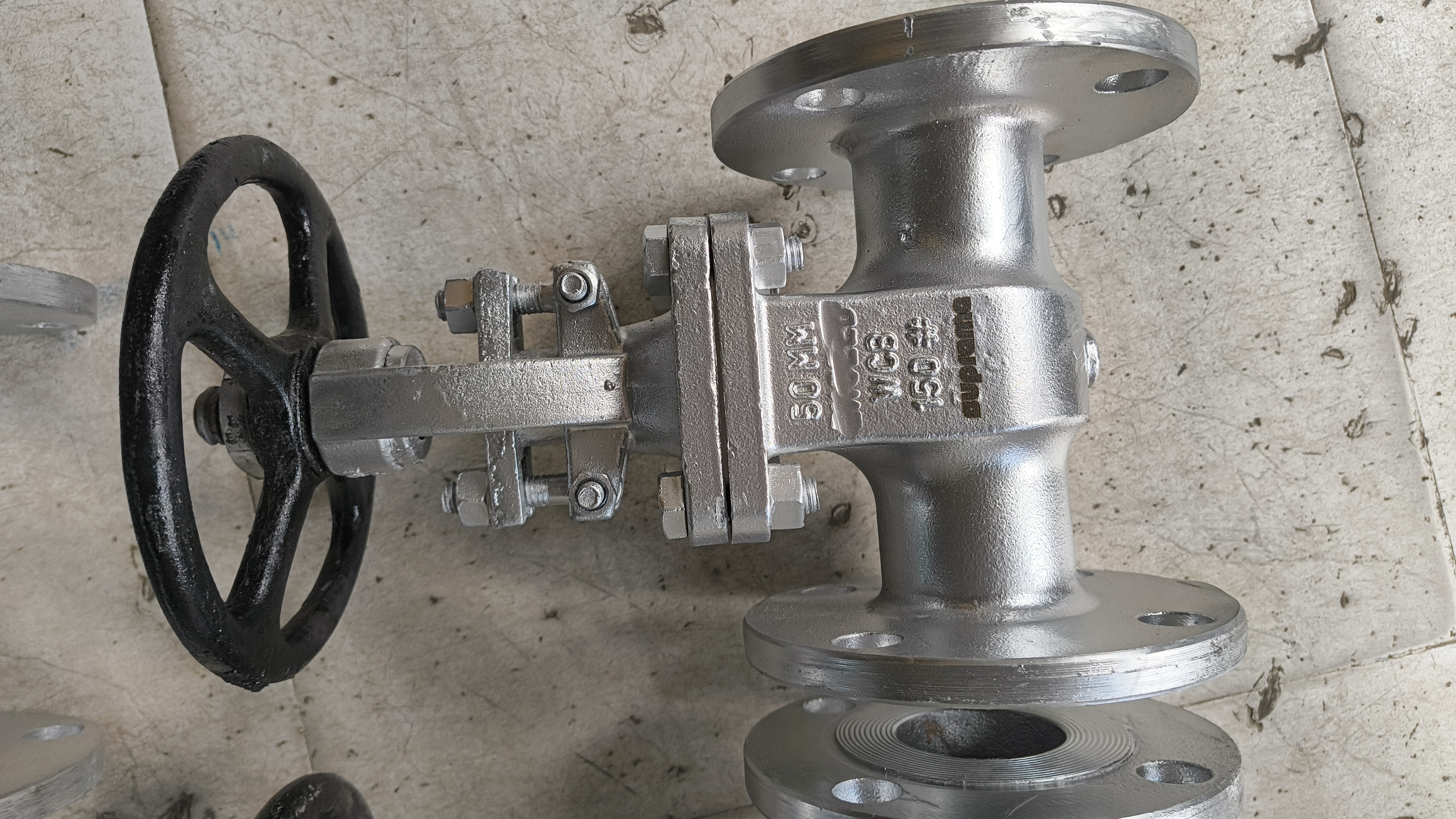 Bronze Angle Valve photo 5
